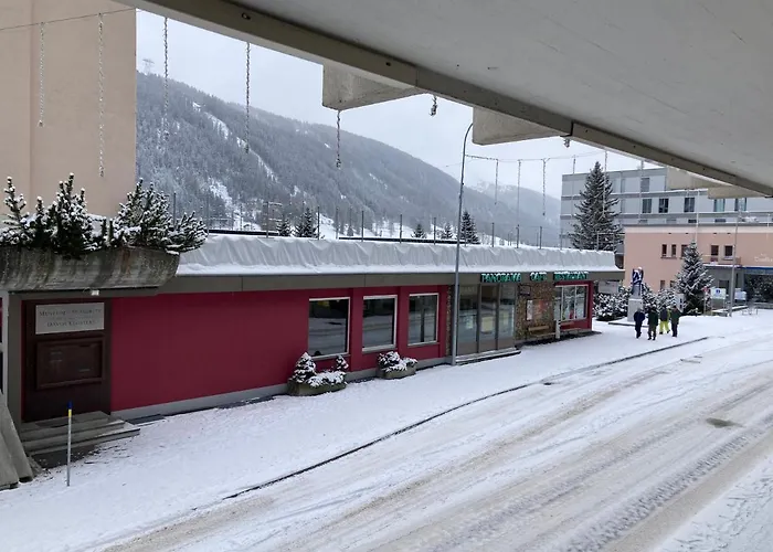 Your Pied-a-terre In Apartamento Davos